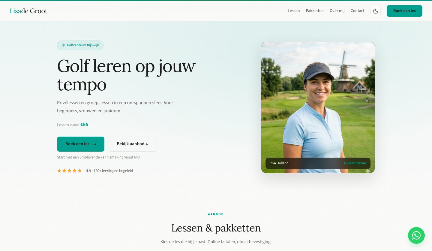 De website van een golfpro op Golfly: naam, kop, lessen vanaf een prijs en de knop Boek een les